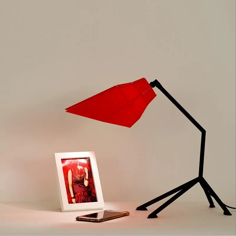 Foscarini Pett регулируемые красные белые синие черные акриловые настольные лампы