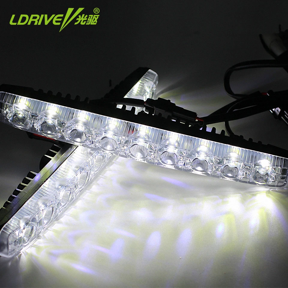 

Universal DRL Daytime Running Light Car Lights 9LEDs 18W White Emitting Color With Turn SignalLED Fog Light 255mmX42mmX26mm