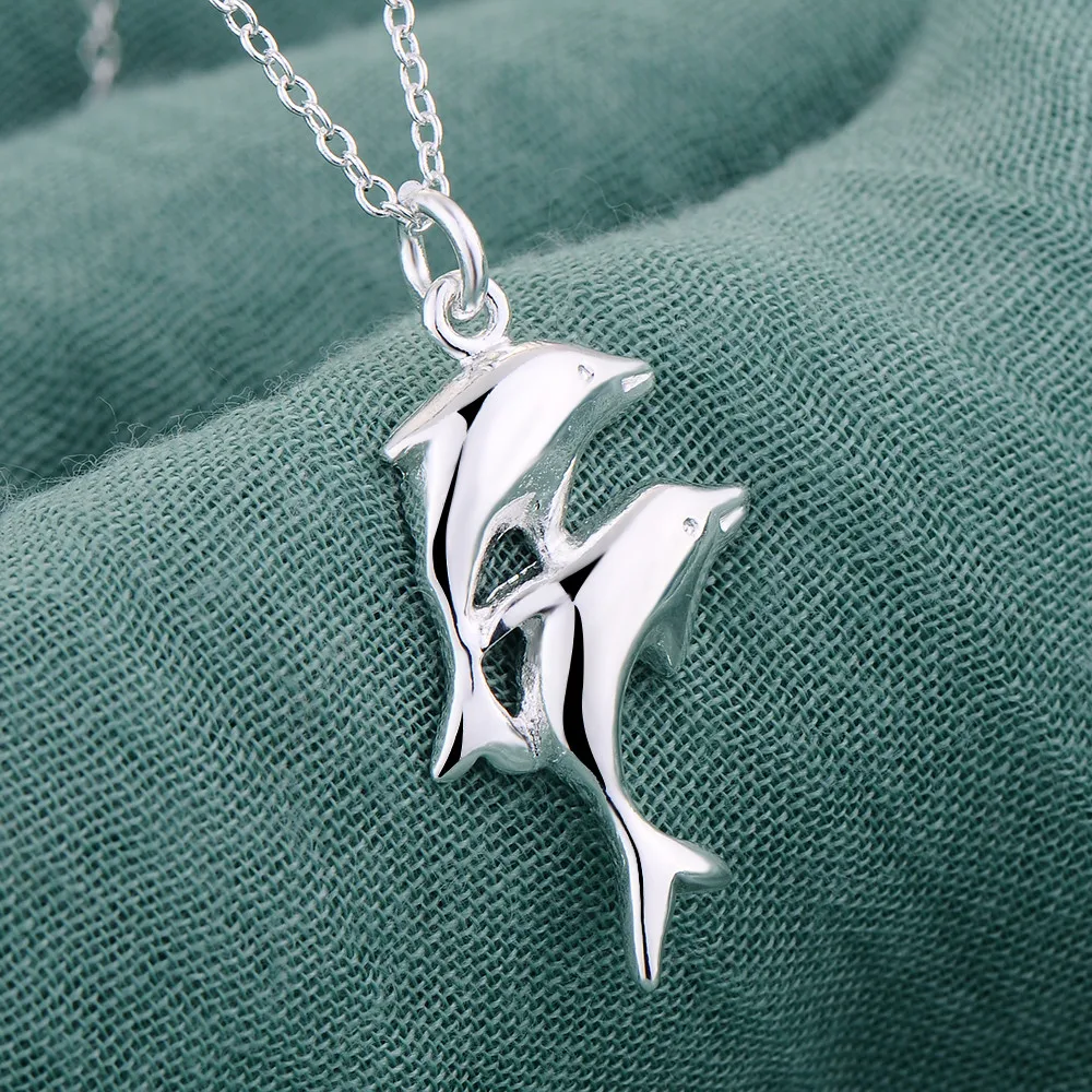 Два дельфина яркое посеребренное ожерелье новая распродажа серебряные ожерелья
