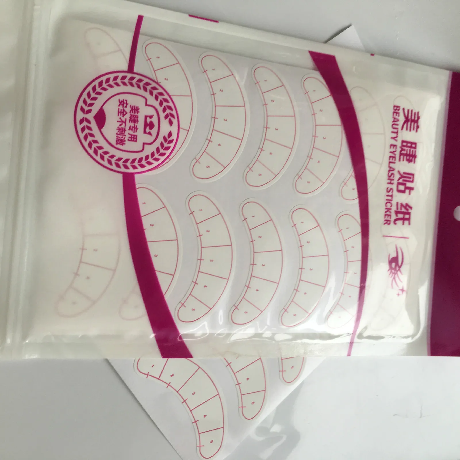 60 Pairs Under Eye Pads Stickers Patches For Eyelash Extensions practice student use | False Eyelashes