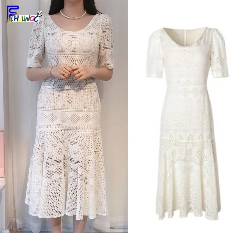 Женское летнее платье с коротким рукавом и оборками белое кружевное круглым
