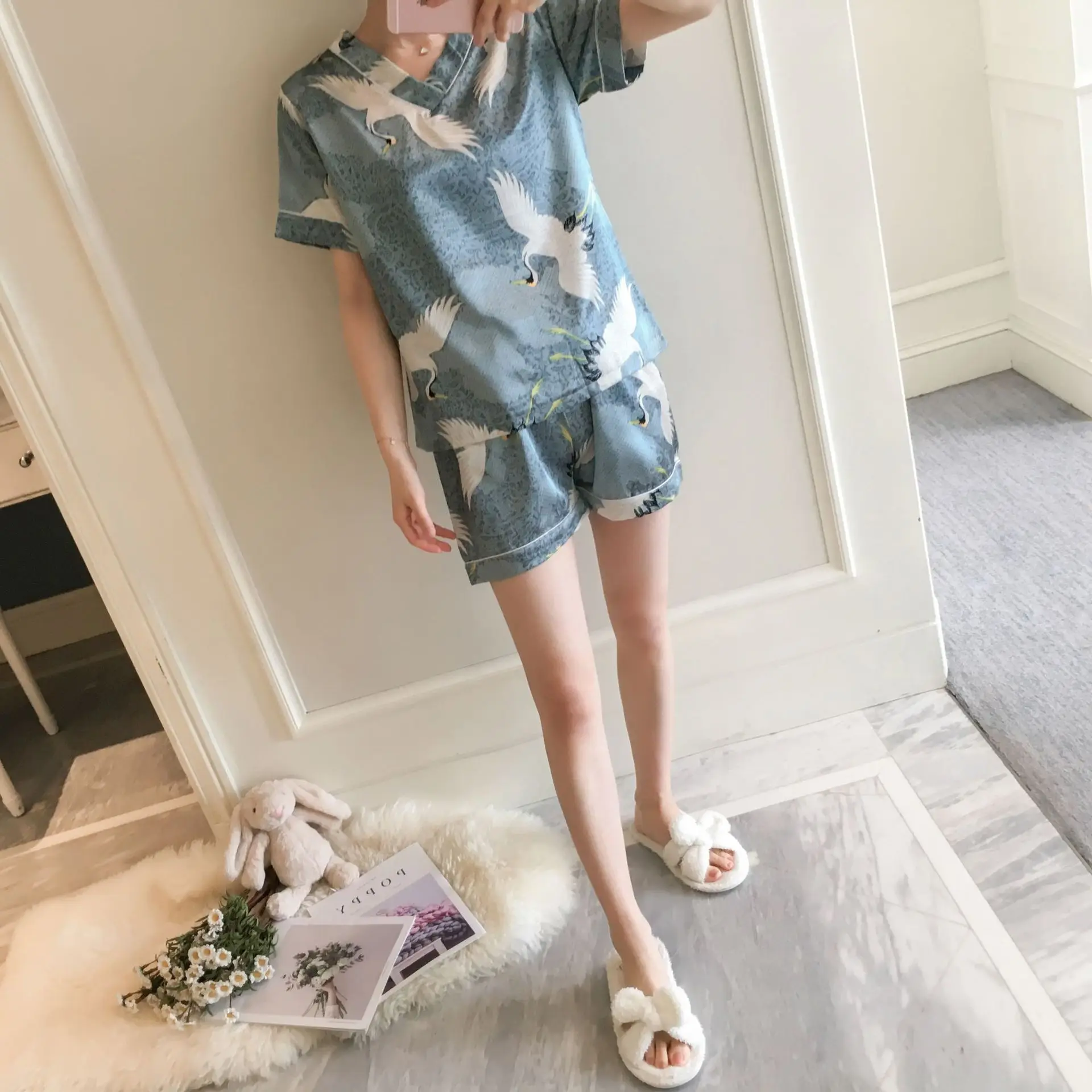 Pajama girls summer ice silk short sleeves two pieces of suit Korean fresh sweet lovely students thin silk home clothes