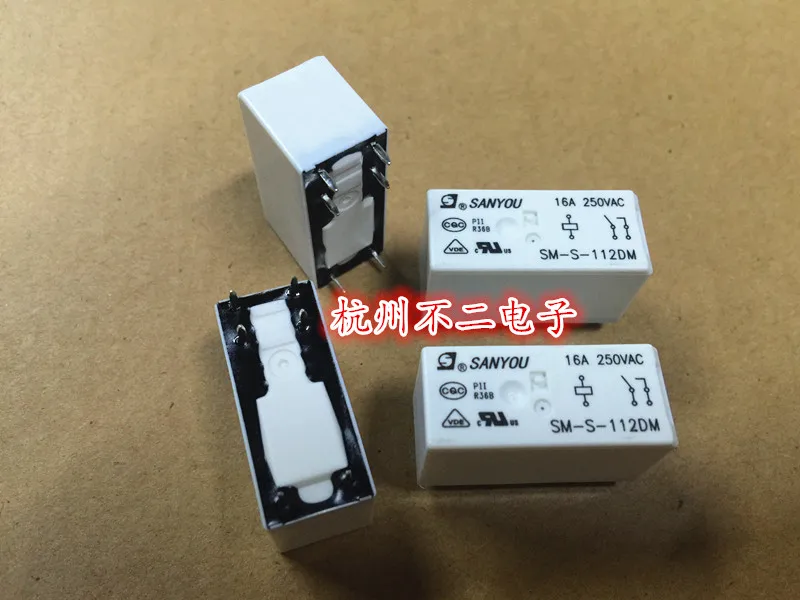 Relay SM-S-105DM a group of normally open 6 feet 16A250VAC alternative HF115F-005-1HS3 | Обустройство дома