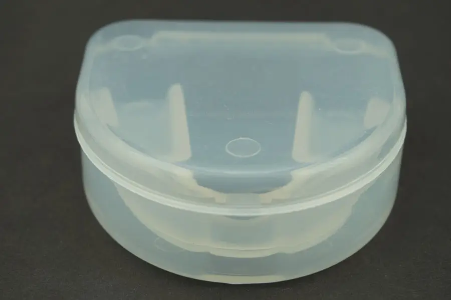 Бесплатная доставка 2 шт./лот силиконовая Ночная защита для зубов предотвращения