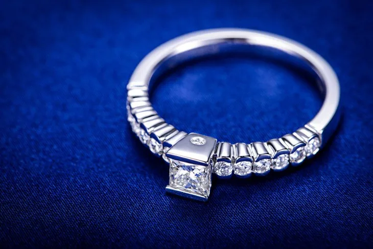 ZOCAI натуральный огранка «Принцесса» 0,24 КТ сертифицированный центр Diamond 0,27 Ct боковой из белого золота 18 карат обручальное женское кольцо W05458