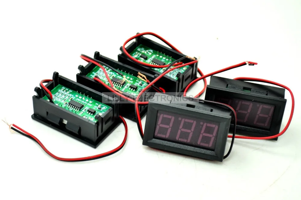 Автомобильный светодиодный вольтметр термометр. В 5 3 вольтметр. Вольтметр автомобильный цифровой 12v приора. Вольтметр 4. В 5 3 вольтметр.