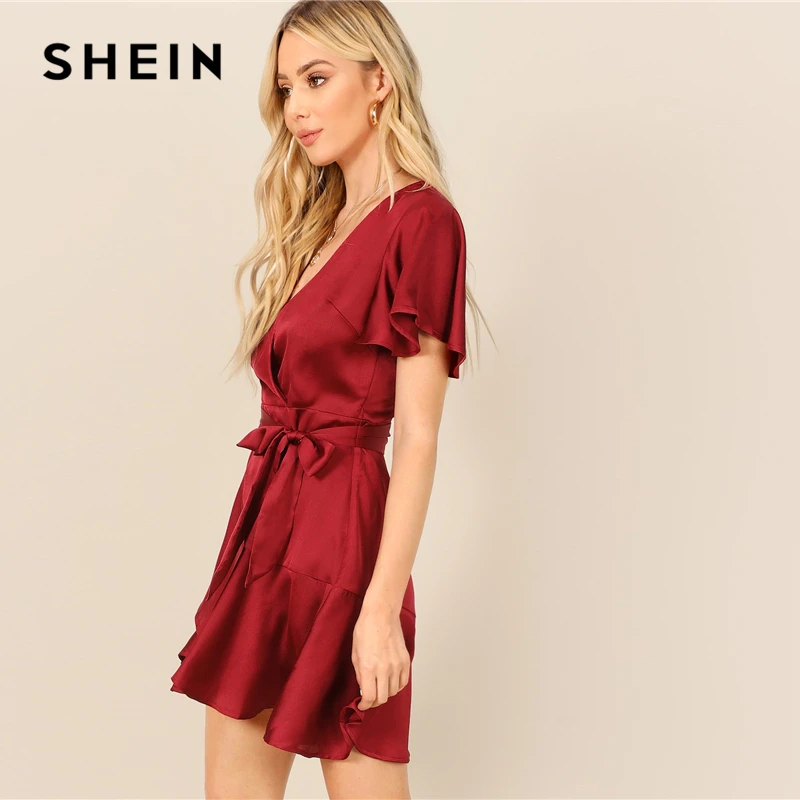 SHEIN Атласное Платье С V-Образным Вырезом И Поясом Женское Летнее Бордовое Платье С Короткими Рукавами
