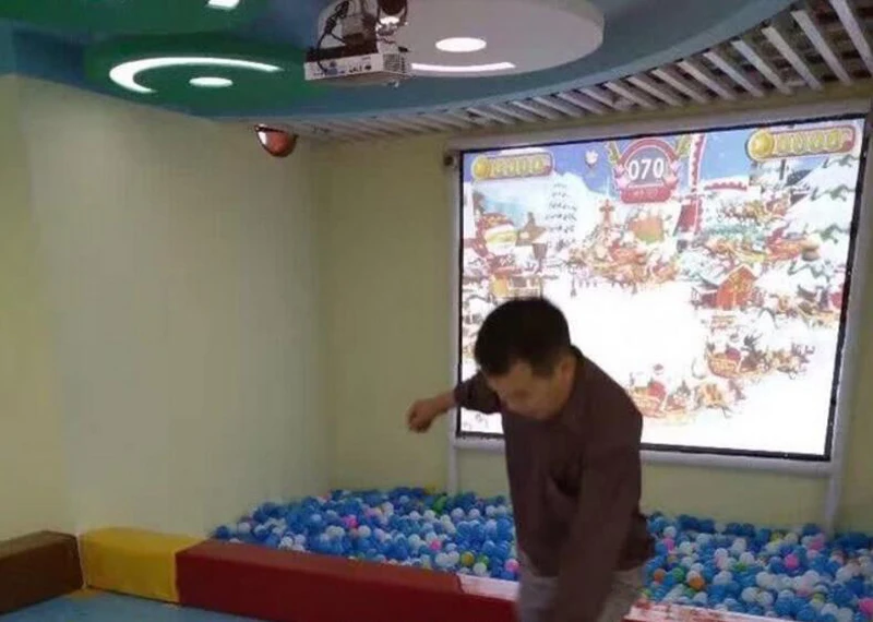 3D интерактивная система проекции детская крытая игровая площадка с пластиковым шаром для бассейна Playball проектор взаимодействие игровой стены