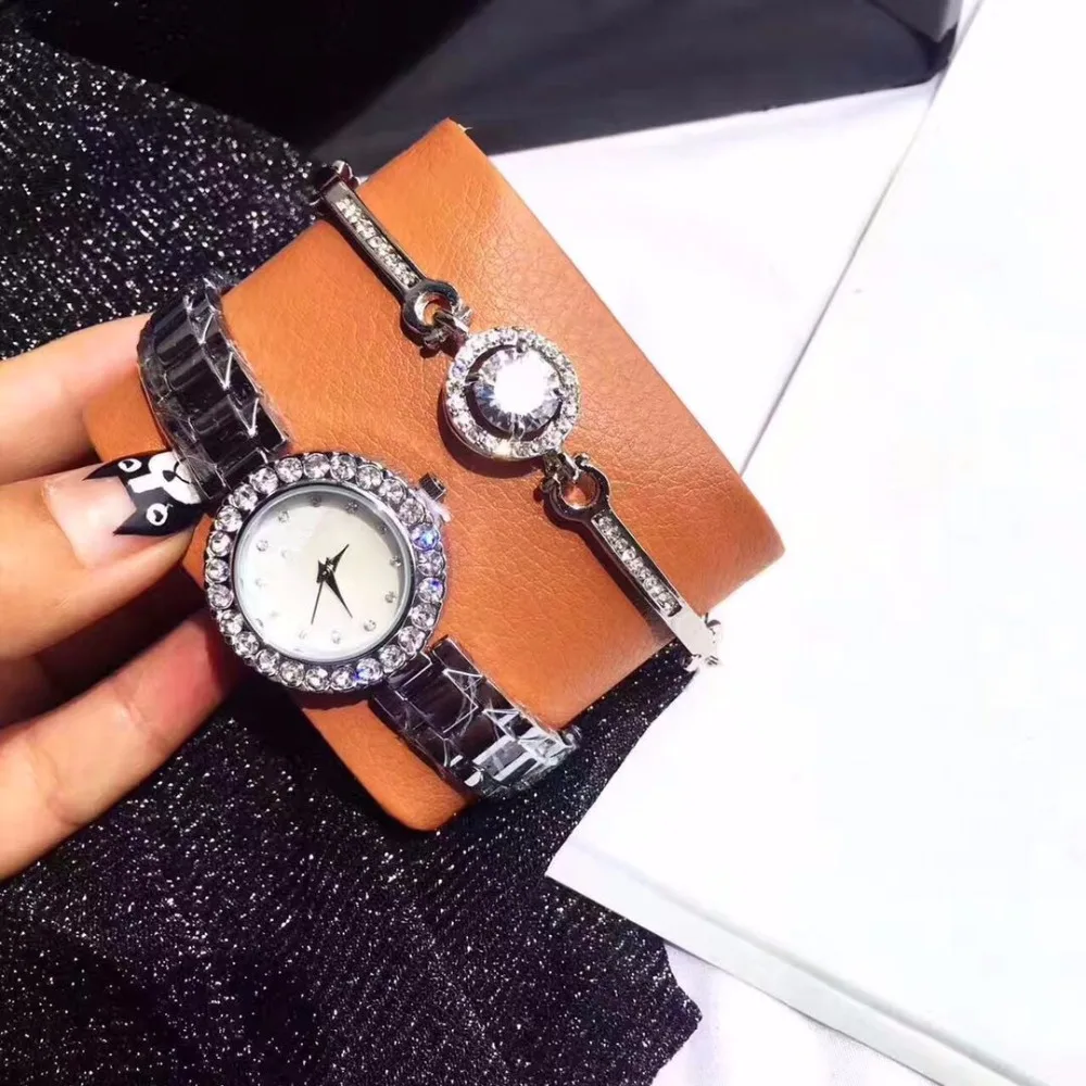 Новые модные женские кварцевые часы с бриллиантами кристаллами браслет из двух