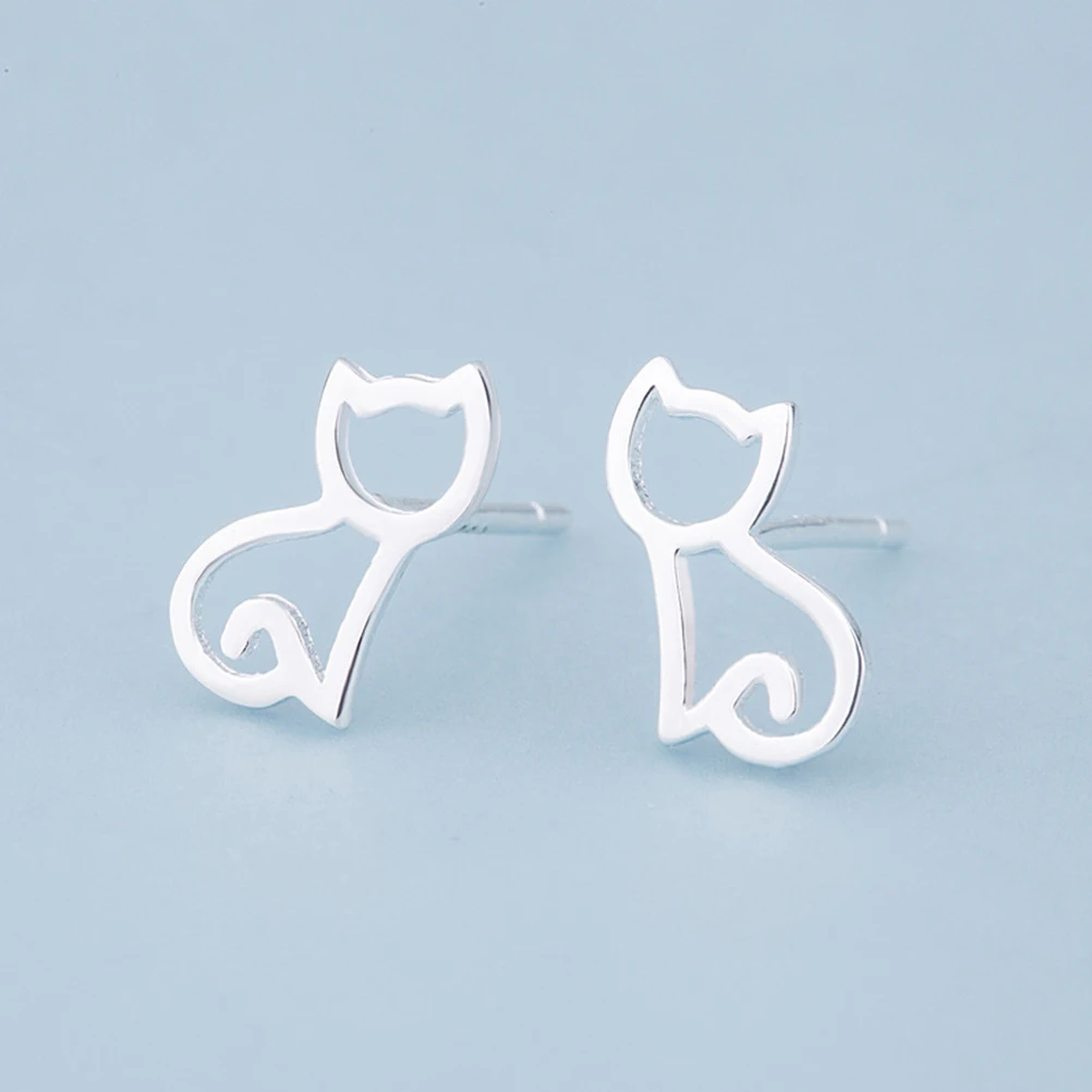 Стильные серьги гвоздики женские с мультяшным котом животным узором милые полые