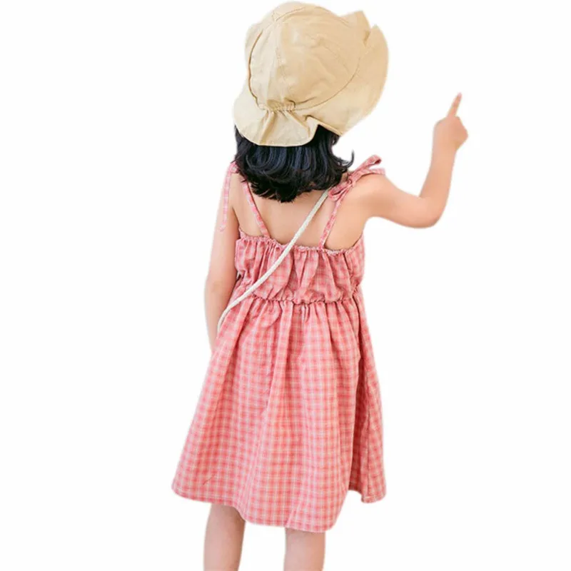 Летнее платье без рукавов Повседневное на бретелях в клетку для маленьких