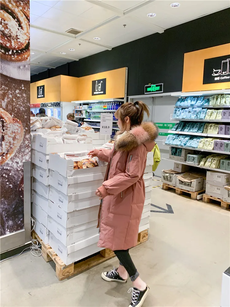 GBYXTY donsjas dames, воротник из меха енота, свободная пуховая куртка с капюшоном, зимний женский длинный пуховик и пальто ZA1568