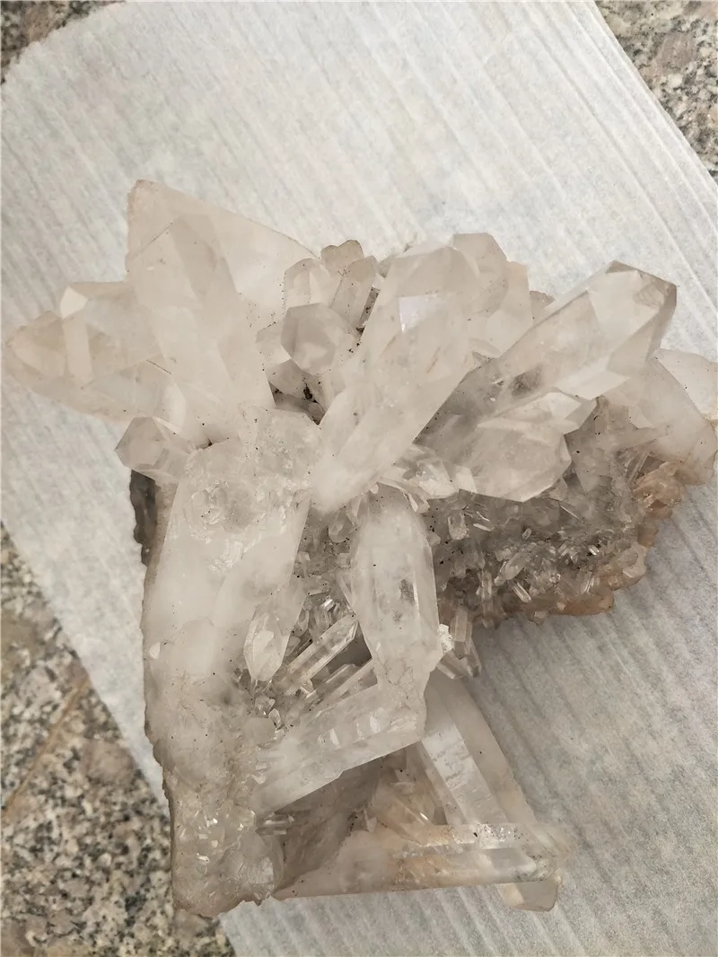 

1kg Big Size Quartz Crystal Flower Crystal For Home decoration Fengshui