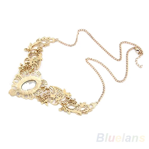 Женское ажурное ожерелье чокер с цветочным узором украшенное кристаллами