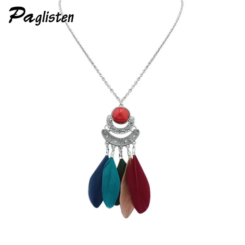 

2017 fashion retro Bohemian color crescent feather pendant chain clasp necklace red imitation gem fringed feather necklace