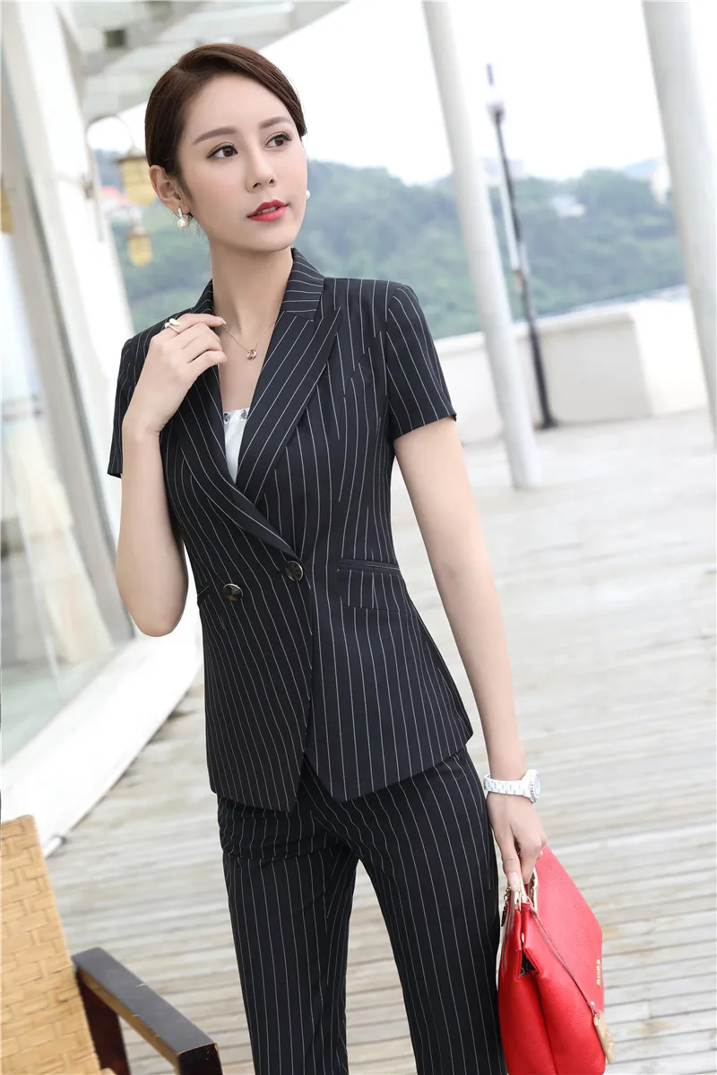 Формальные профессиональные деловые костюмы куртки и брюки летние с коротким