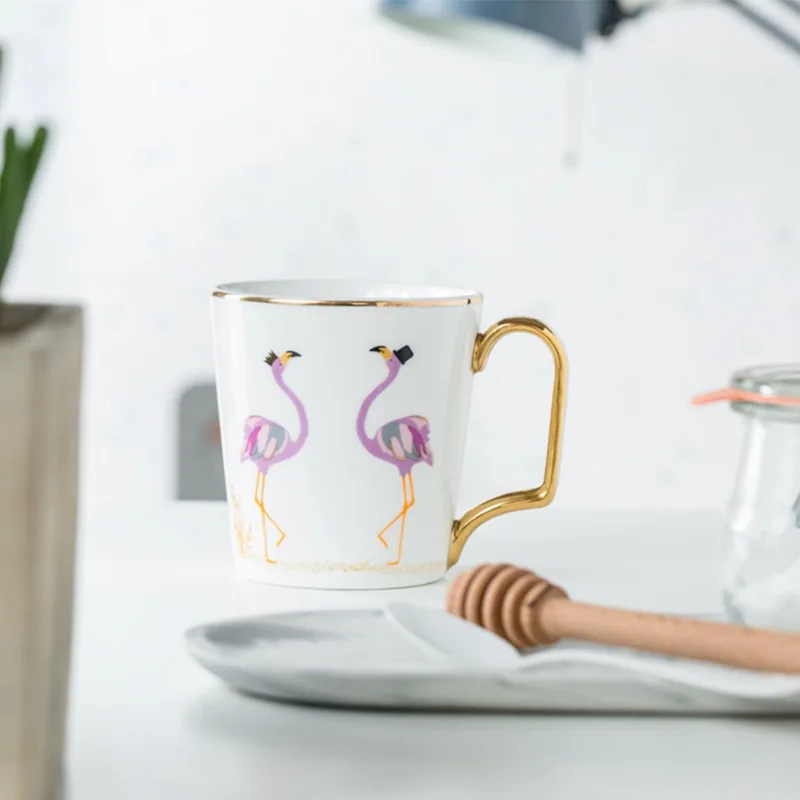 (717) Flamingo Золотые животные фламинго кошка пингвин керамическая кофейная кружка костяного фарфора чашка для молока воды пара креативные подарки на день рождения - Цвет: (717) Flamingo