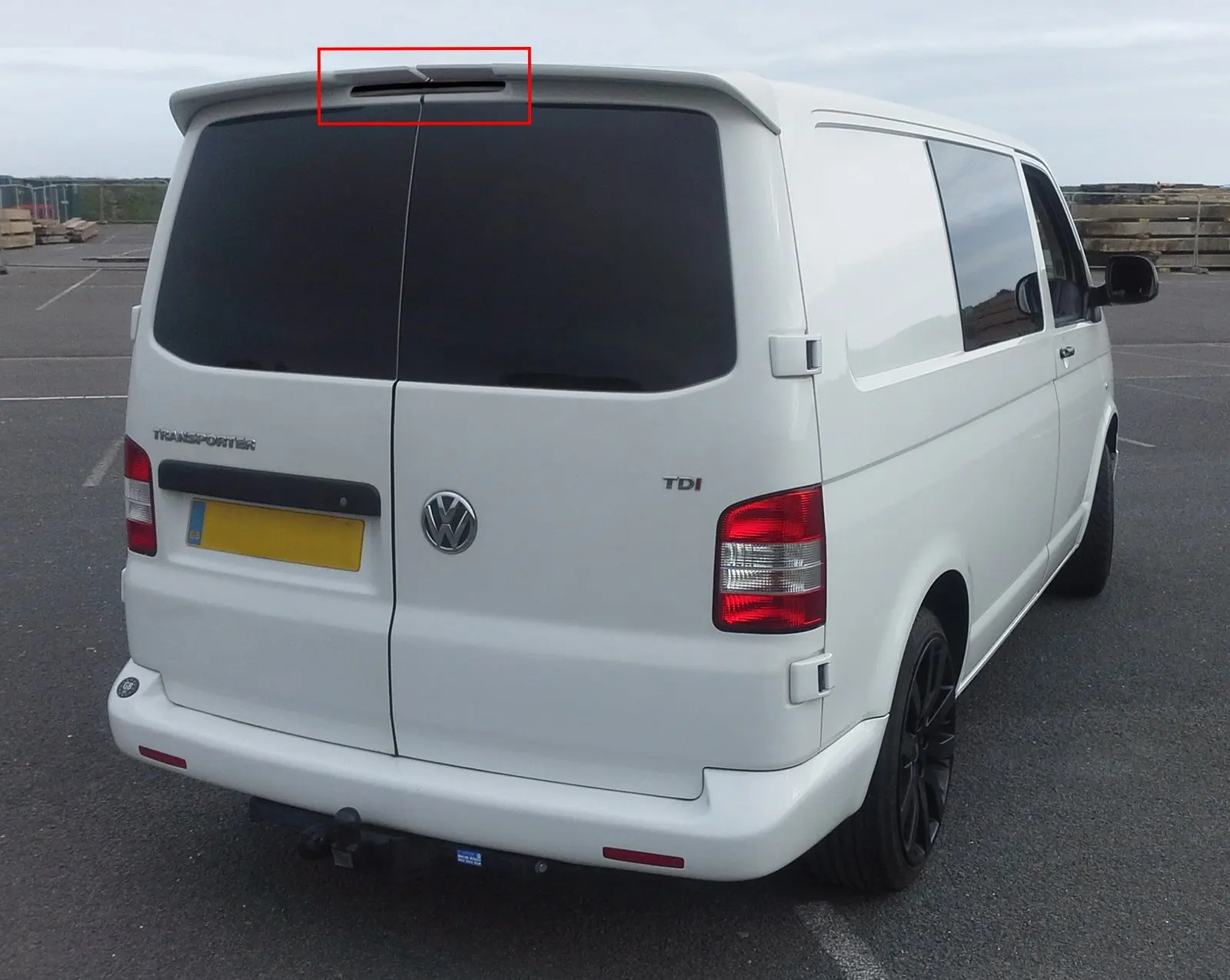Для VW T5 транспортер двери сарая красный светодиодный высокий уровень стоп-светильник черный объектив L+ R