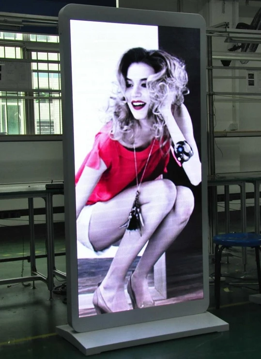 Коммерческий уличный автобус/станция метро P3 полноцветный 55 дюймовый