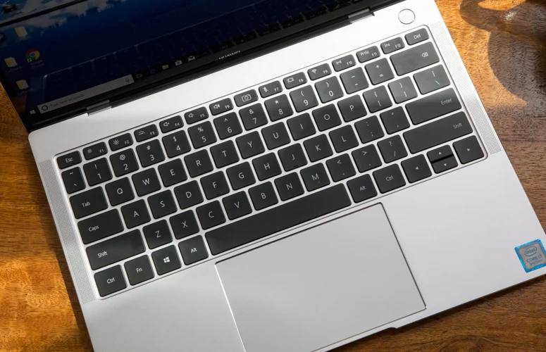 Лучший ноутбук HUAWEI MateBook X Pro 13 9 дюймов с процессором Intel Core i7 8550U 8 го поколения Гб Ram