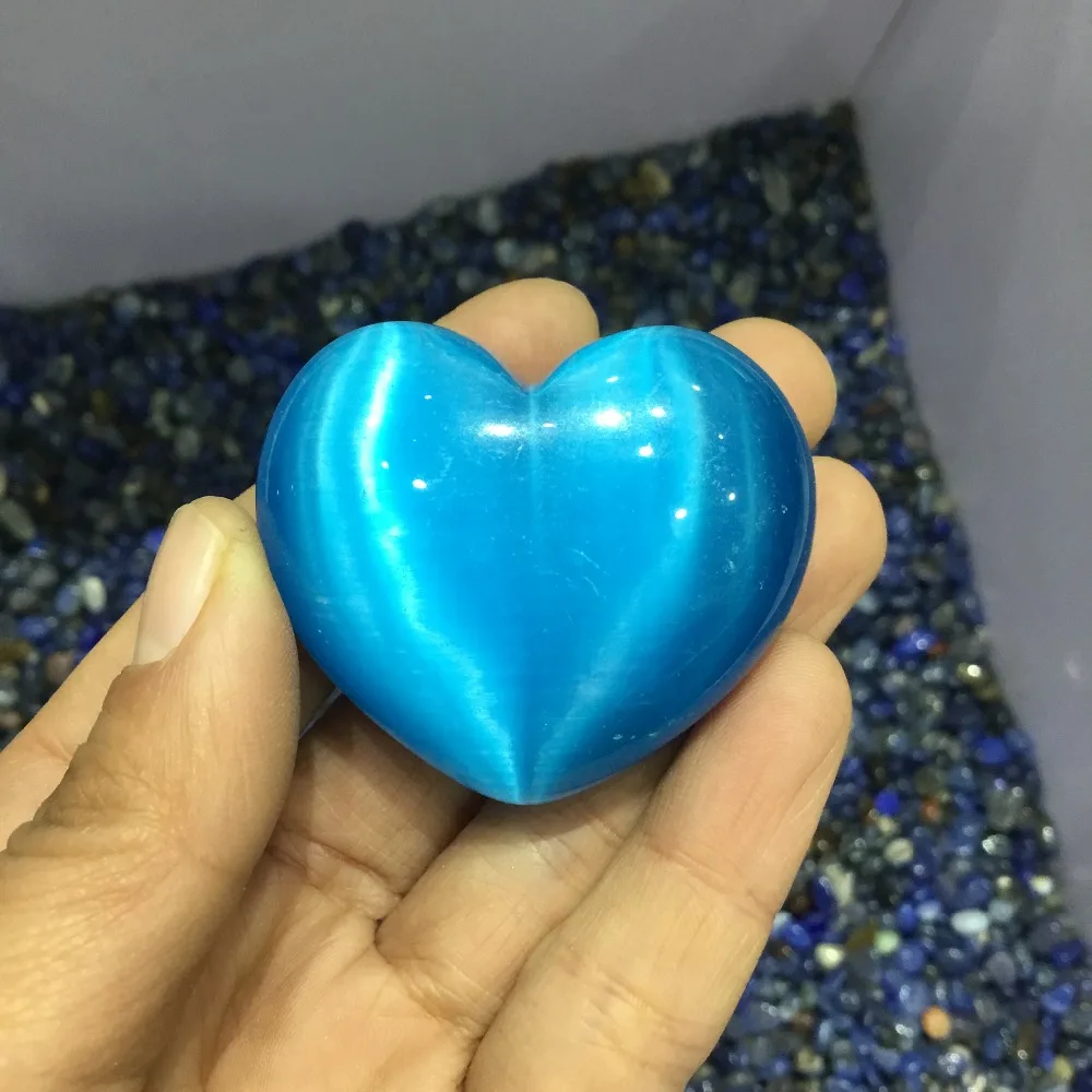 

Beautiful Artificial Blue cat's eye stone heart shape stone