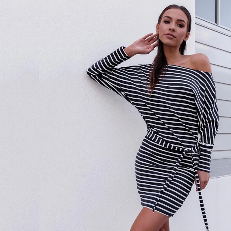 2018 Для женщин сезон: весна–лето одно плечо Sexy рукава-крылышки галстук пояс на