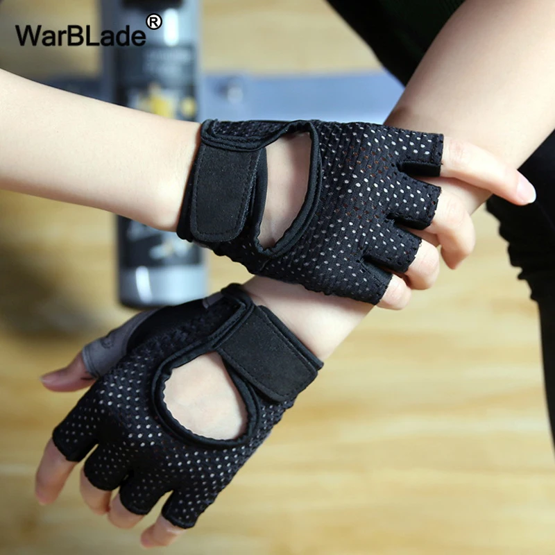 

Gloves & Mittens