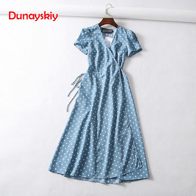 Летнее платье с цветочным принтом в горошек женское шифоновое пляжное коротким