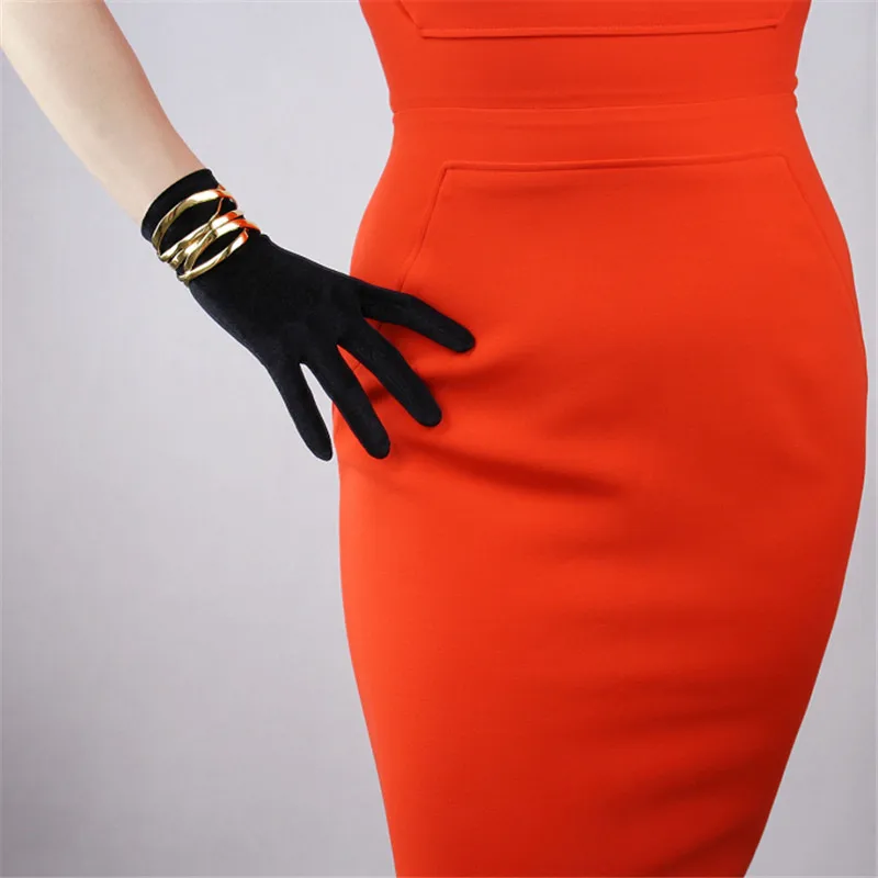 

22cm Black Velour Gloves Short Section Black High Elastic Swan Velvet Flannel Gold Velour Female Touch Function WSR10