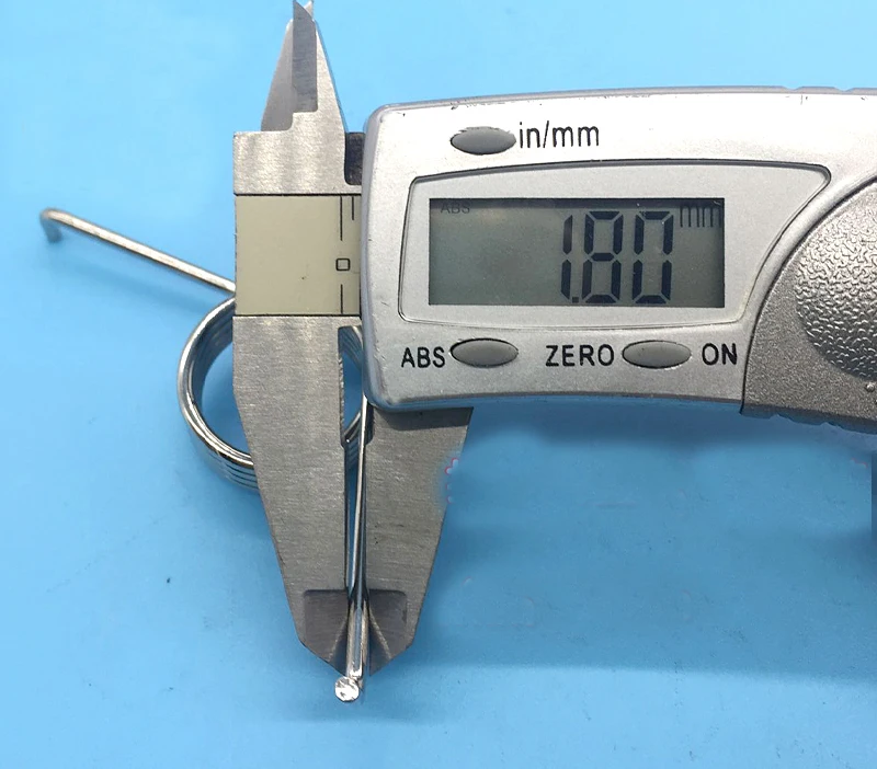 Прочная кручивающая пружина диаметр проволоки 1 8 внешний 20 торсионных пружин