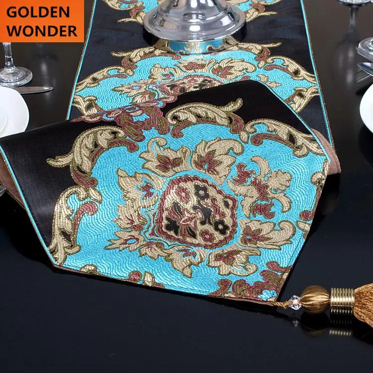 Европейские классические Вышивка жаккардовые кровать флаг Настольная дорожка