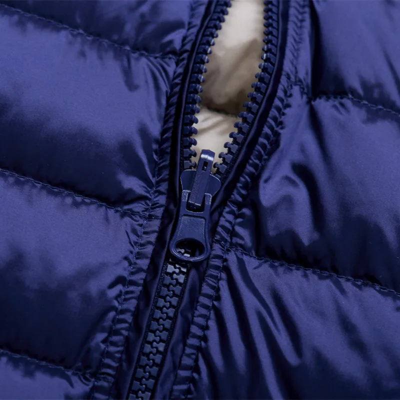 Мужской пуховик из ткани Vomint двусторонний светильник с 90% пуха зима 2020 V7A1C004| |