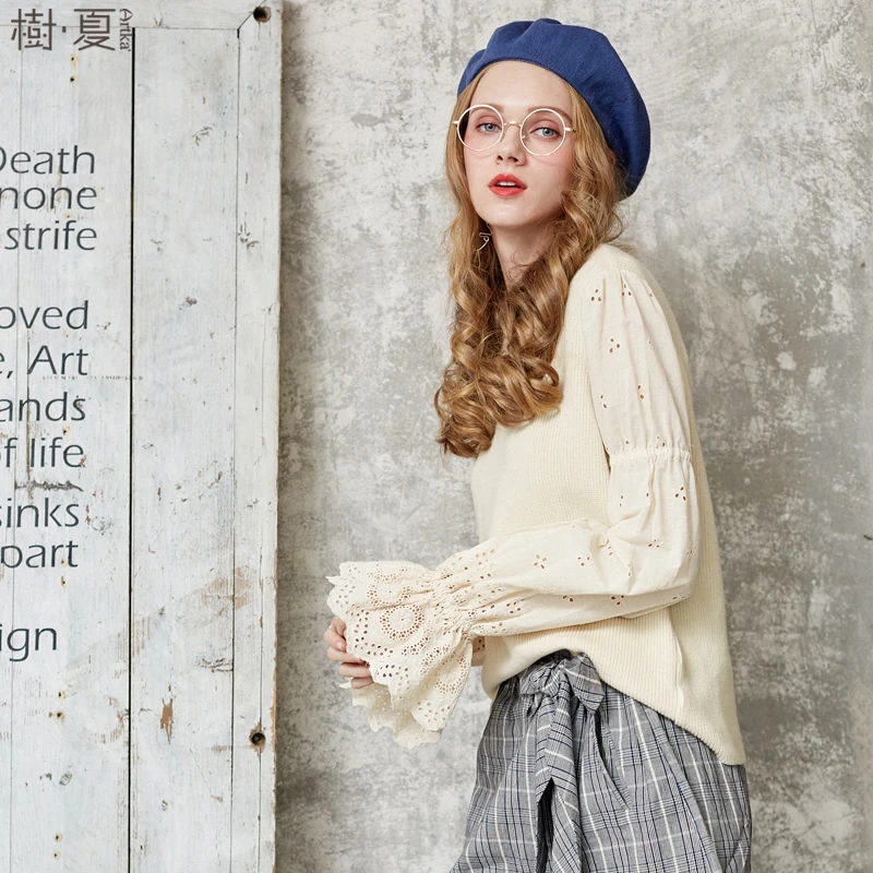 ARTKA 2018 Summer New Female Retro Hollow Embroidery O-Neck Full Flare Sleeve Solid Knitted Short Sweater Pullovers SA11082C | Женская