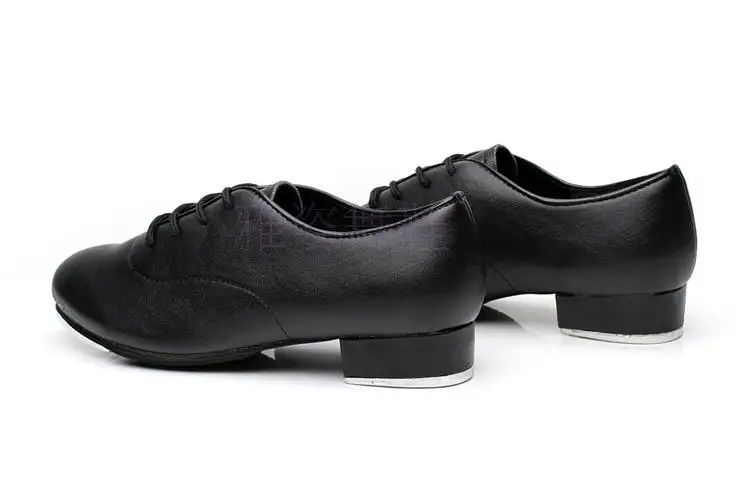 Туфли оксфорды на шнуровке для взрослых и детей лакированные блестящие матовые