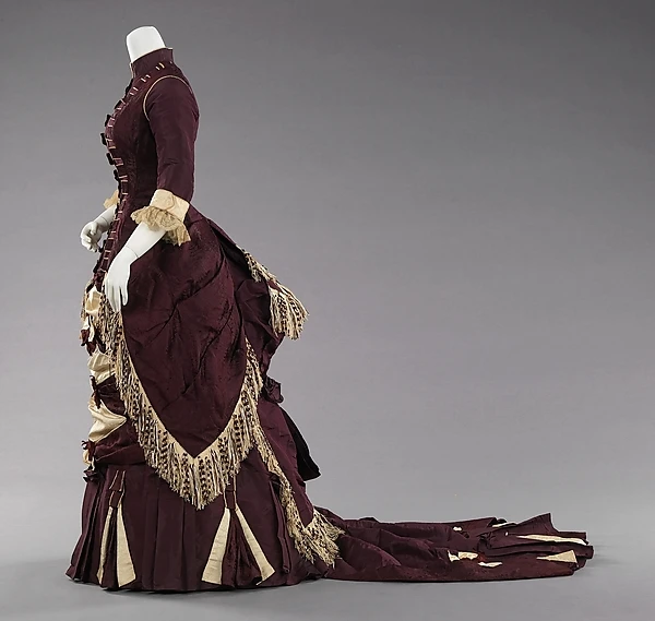 Женское платье с роскошным силуэтом 18-го века | Женская одежда