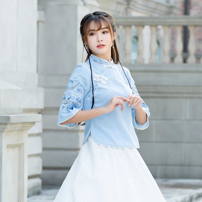 Китайский костюм с вышивкой в винтажном стиле из хлопка и льна Китайская