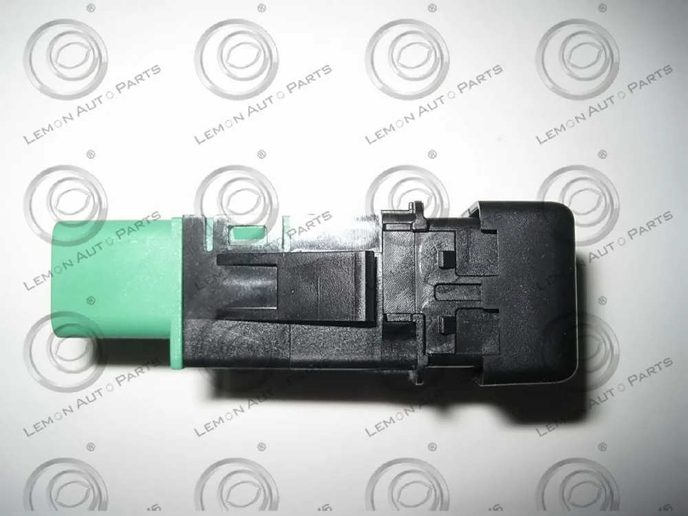 Переключатель передней противотуманной фары 8973870313 дюйма для ISUZU 700P GIGA|fog lamp switch|fog