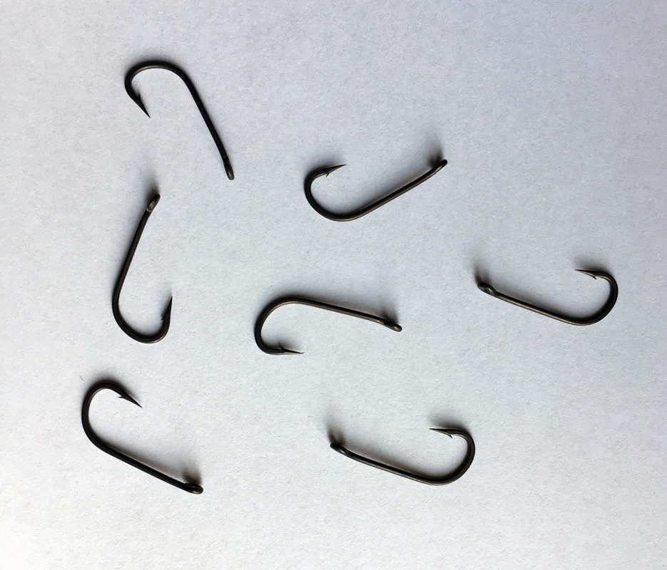 50PCS Dark Grey Coated Long Shank T Carp Hooks Micro Barbed Chemically Sharpened for Fishings | Спорт и развлечения