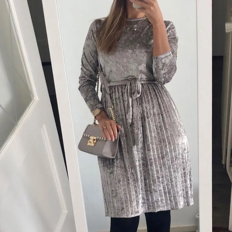 Женское бархатное платье с длинным рукавом Susi & Rita облегающее миди поясом