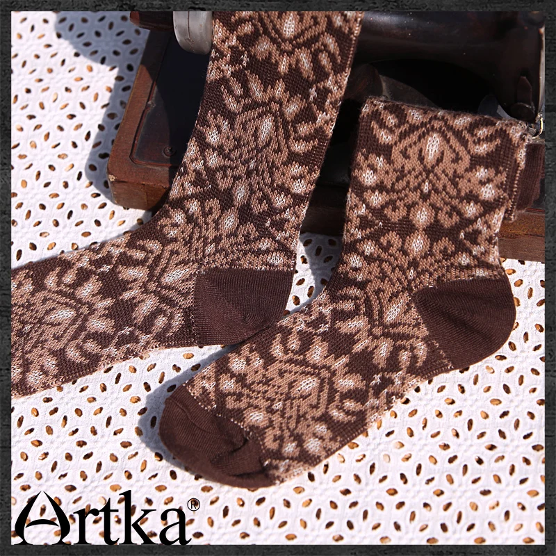 ARTKA женские осенние винтажные однотонные модные жаккардовые универсальные