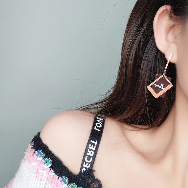 Титановая Сталь в форме квадрата розового золота с черным циферблатом серьги