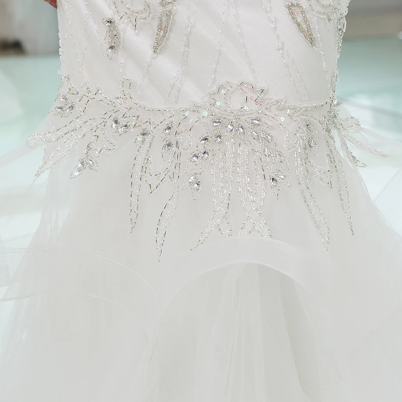 Женское свадебное платье с юбкой годе круглым вырезом и рукавом