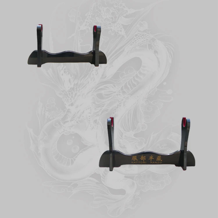 Деревянный стенд с изображением меча черный глянцевый лаковый-один слой | Дом и