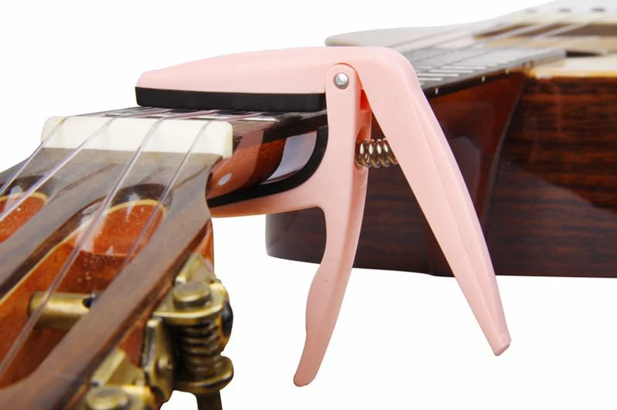 1 шт. ключ тон Лада школа зажим Capo Быстрый доска Гавайские гитары укулеле изменить