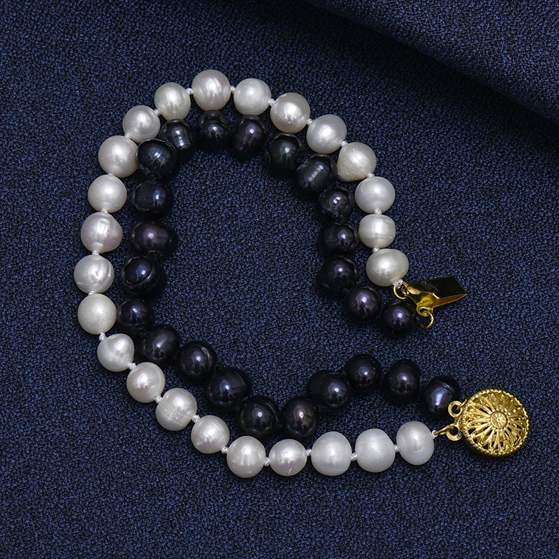 

Wholesale 7mm fresh water white and black pearl with elegant chain findings 7inch preferred gift