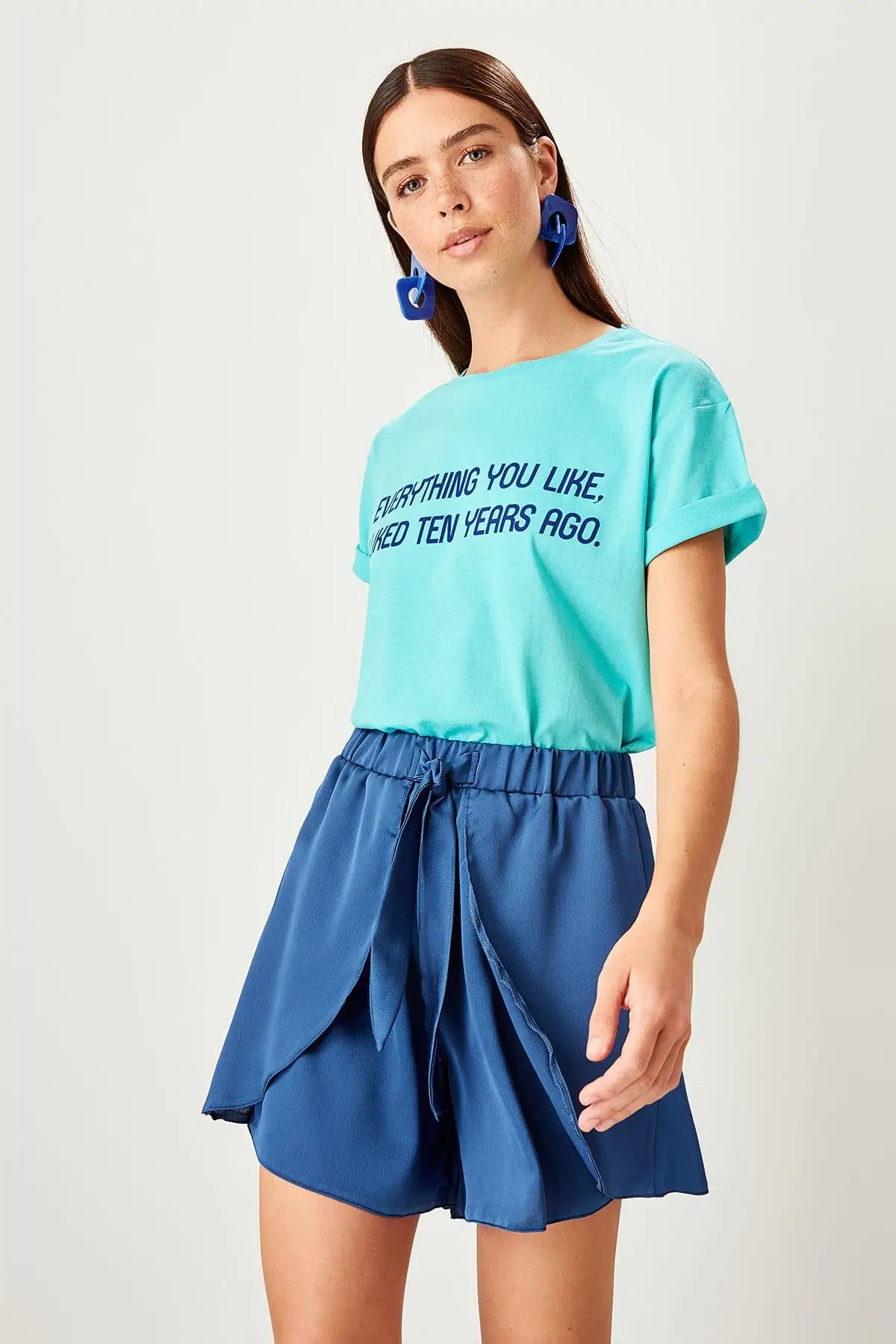 Trendyol Индиго резиновые шорты TWOSS19AP0290 | Женская одежда
