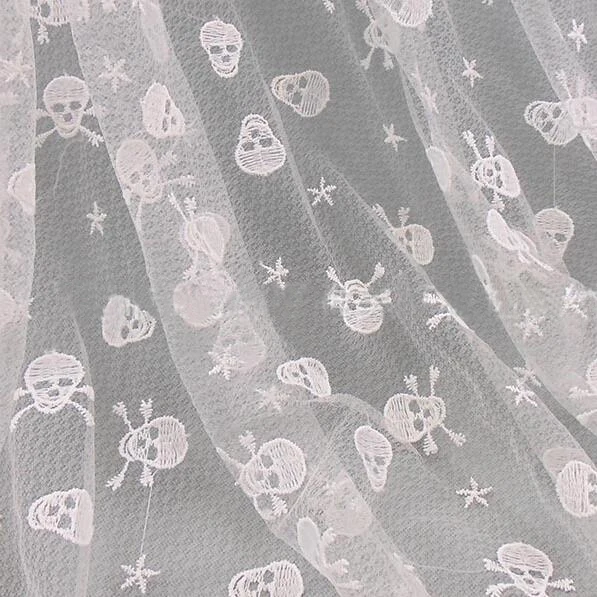 

Модные французские молочные шелковые вышитые ткани с черепами, Высококачественная Белая африканская Тюлевая кружевная ткань 2016 для свадебного платья