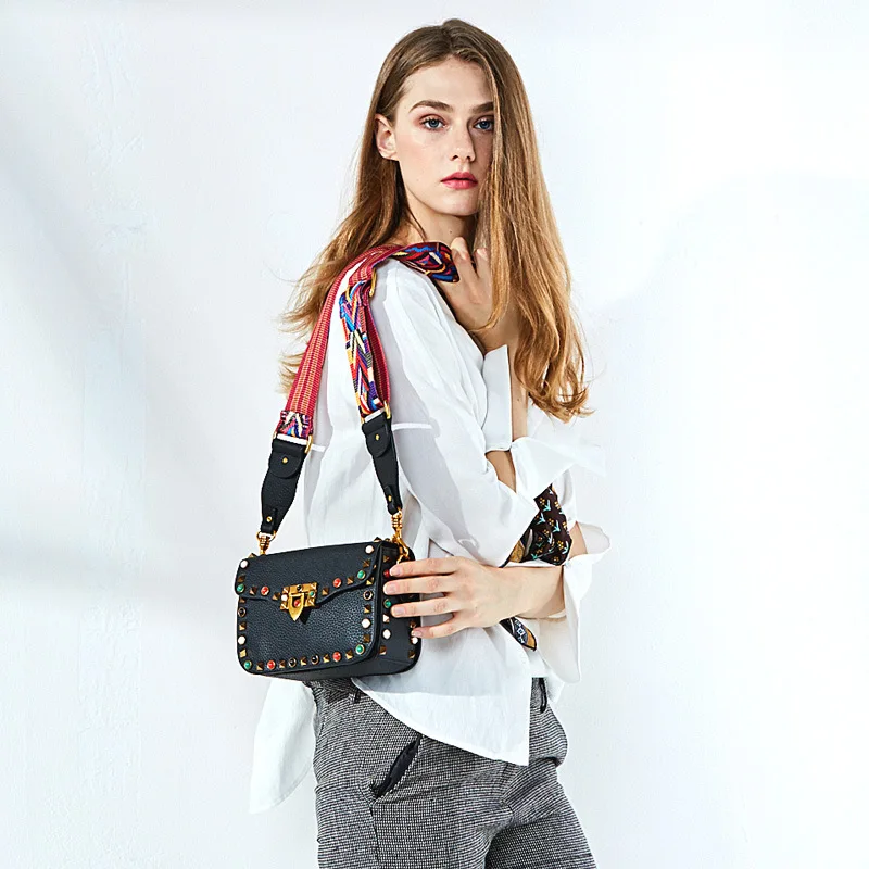 

100% Genuine Leather Luxury Handbags Women Bags Designer Chain Bag Women Messenger Bags Vintage Small Crossbody Bags For Women