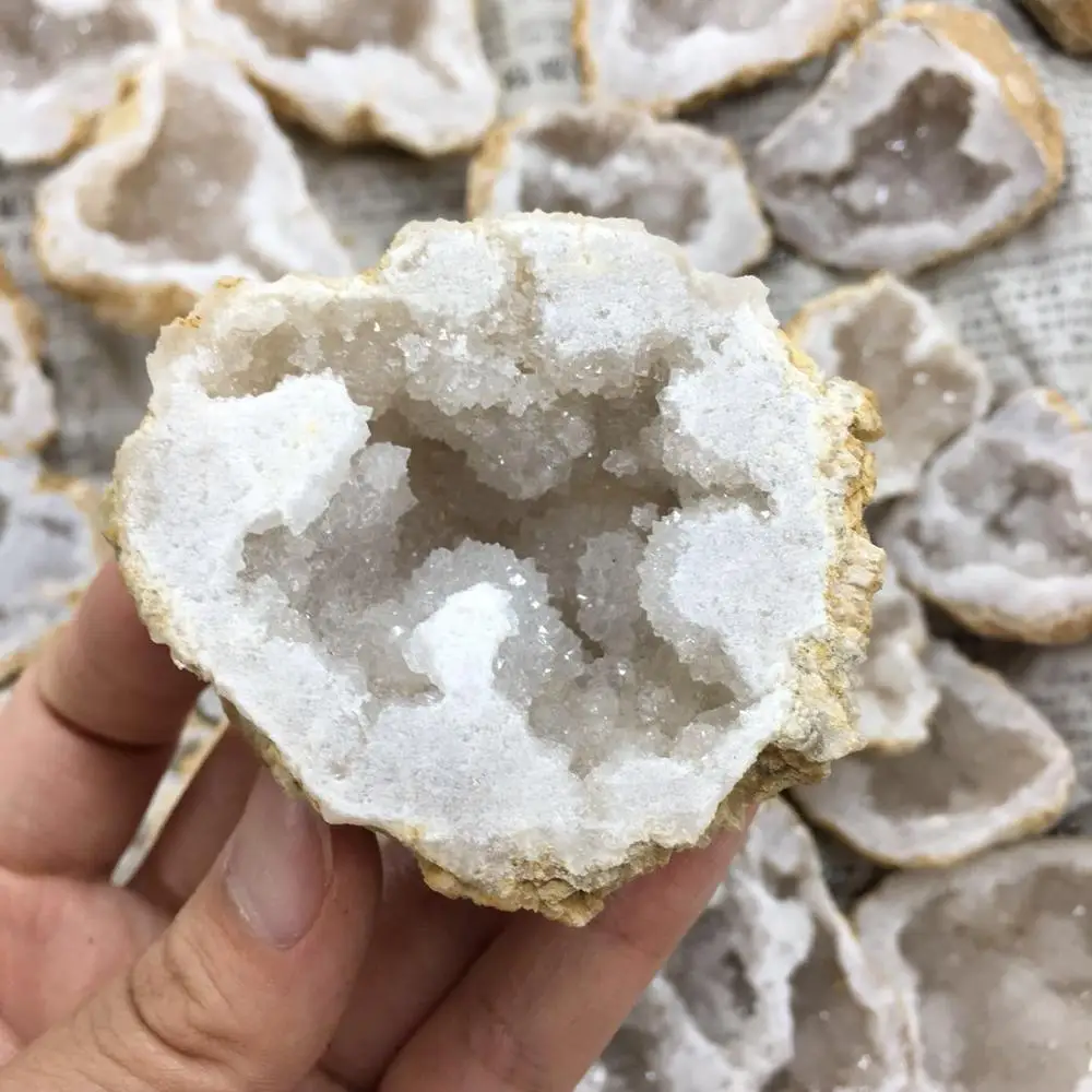 

Natural white Agate Geode Slice Quartz Crystal Cluster Minerals Reiki Healing Crystal Home Decoration