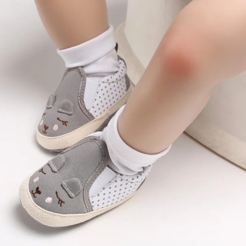 

Spring Canvas Girl Shoes Newborn Dot Cartoon Cute Baby Shoes 2019 New First Pedestrian Soft Princess Shoes